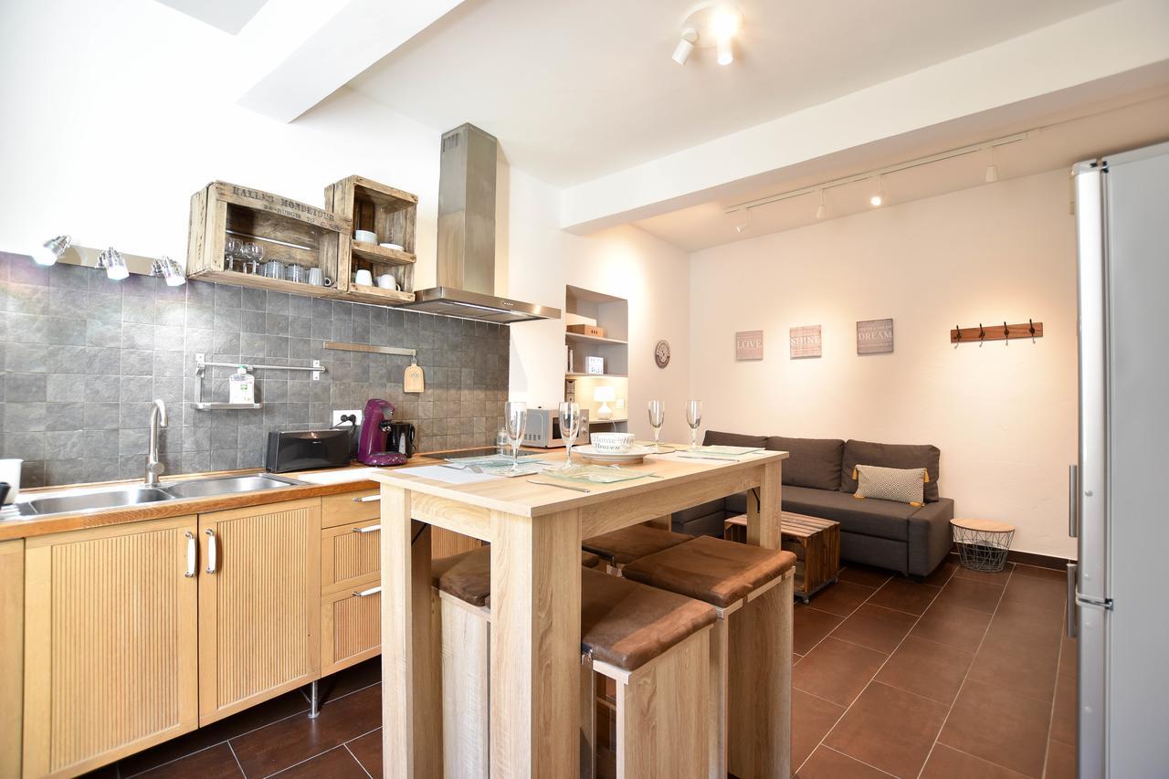 Succès - Très beau Duplex dans le coeur de la ville d'Arles Esterno foto